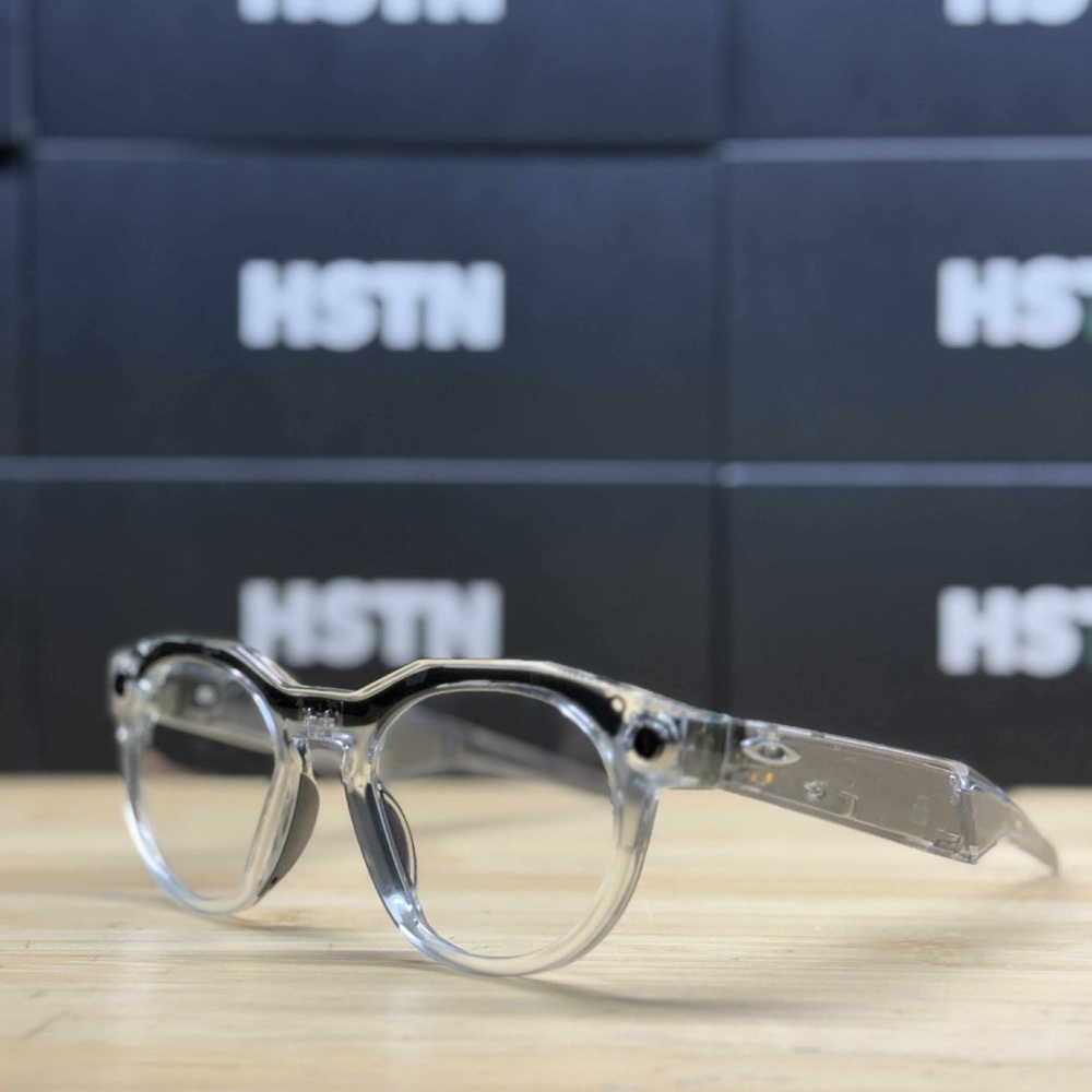 Oakley Meta Transparent Glasses with Black Details - Picture 7 of 8